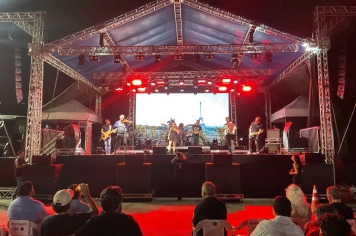 Foto - Show do violinista Simão Wolf 