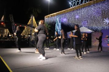 Foto - ABERTURA OFICIAL DO NATAL ENCANTADO ACONTECEU NA NOITE DESTE SÁBADO (7/12)