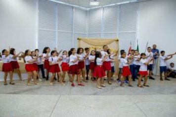 Foto - Formatura e Festa do Livro Escolas Municipais