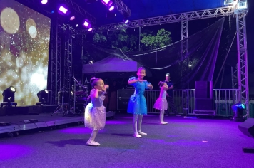 Foto - Espetáculo Ballet Arabesco 