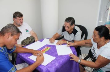 Foto - CREAS REALIZA CAMPANHA JUNHO VIOLETA EM CAJATI