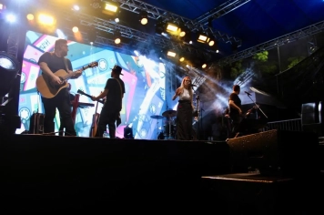 Foto - Show com Cíntia Férsi