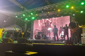 Foto - Show do violinista Simão Wolf 