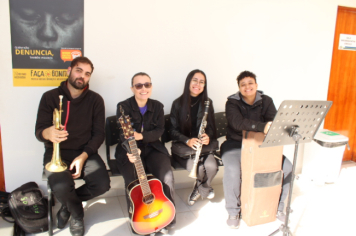 Foto - JUNHO VIOLETA 2025