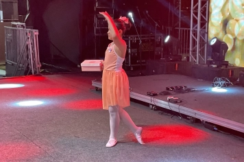 Foto - Espetáculo Ballet Arabesco 