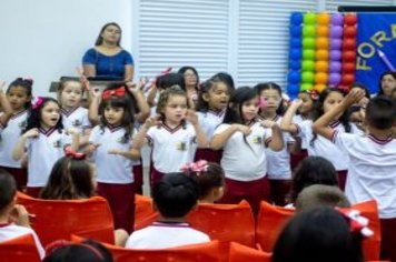 Foto - Formatura e Festa do Livro Escolas Municipais