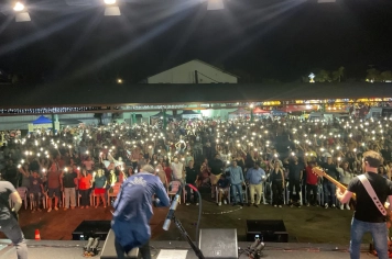 Foto - Show do violinista Simão Wolf 