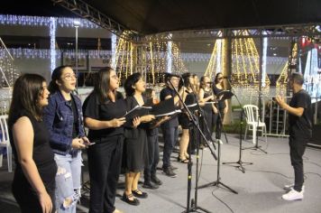 Foto - ABERTURA OFICIAL DO NATAL ENCANTADO ACONTECEU NA NOITE DESTE SÁBADO (7/12)