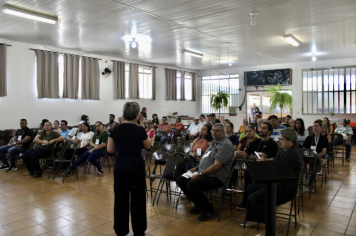 Foto - 14ª Pré-Conferências Municipais de Assistência Social “20 anos de SUAS”: Construção, Proteção e Resistência, no Salão Paroquial 