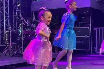 Foto - Espetáculo Ballet Arabesco 