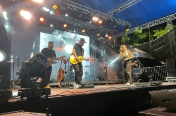 Foto - Show com Cíntia Férsi