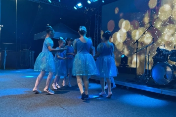 Foto - Espetáculo Ballet Arabesco 