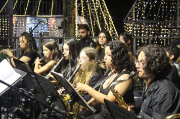 Foto - ABERTURA OFICIAL DO NATAL ENCANTADO ACONTECEU NA NOITE DESTE SÁBADO (7/12)