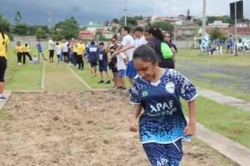 Foto - Torneio de Atletismo entres as APAES do Vale do Ribeira foi realizado no Centro de Eventos em Cajati