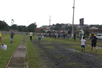 Foto - Torneio de Atletismo entres as APAES do Vale do Ribeira foi realizado no Centro de Eventos em Cajati