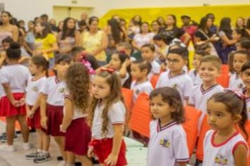 Foto - Formatura e Festa do Livro Escolas Municipais