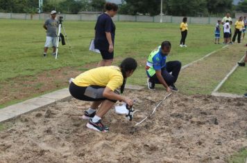 Foto - Torneio de Atletismo entres as APAES do Vale do Ribeira foi realizado no Centro de Eventos em Cajati