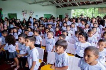 Foto - Formatura e Festa do Livro Escolas Municipais