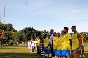 Foto - JOGO COMEMORATIVO COM EX-CRAQUES DA SELEÇÃO BRASILEIRA- CAJATI, 31 ANOS