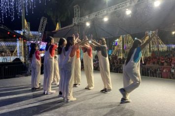 Foto - ABERTURA OFICIAL DO NATAL ENCANTADO ACONTECEU NA NOITE DESTE SÁBADO (7/12)