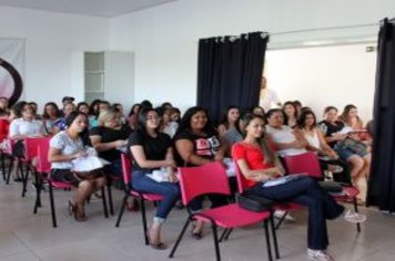 Foto - Formatura do primeiro semestre dos cursos do Fundo Social de Solidariedade de Cajati