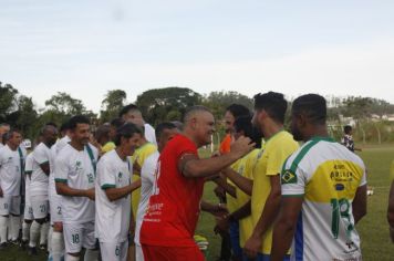 Foto - JOGO COMEMORATIVO COM EX-CRAQUES DA SELEÇÃO BRASILEIRA- CAJATI, 31 ANOS