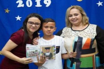 Foto - Formatura e Festa do Livro Escolas Municipais