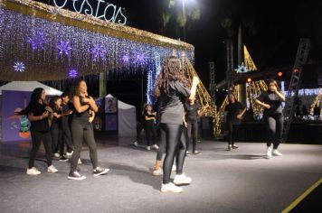 Foto - ABERTURA OFICIAL DO NATAL ENCANTADO ACONTECEU NA NOITE DESTE SÁBADO (7/12)