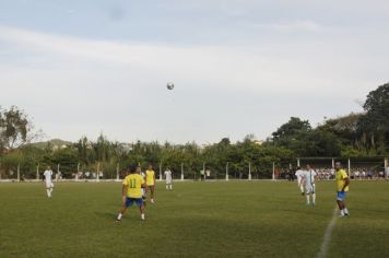 Foto - JOGO COMEMORATIVO COM EX-CRAQUES DA SELEÇÃO BRASILEIRA- CAJATI, 31 ANOS