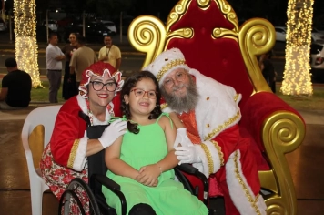 Foto - Chegada do Papai e Mamãe Noel em Cajati 