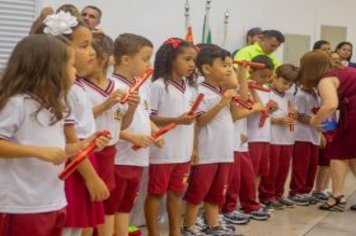 Foto - Formatura e Festa do Livro Escolas Municipais