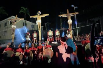 Foto - PAIXÃO DE CRISTO EMOCIONA CERCA DE 1500 MIL PESSOAS NA PRAÇA DA BÍBLIA