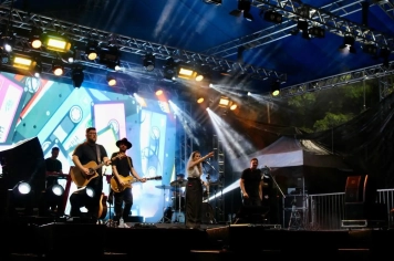 Foto - Show com Cíntia Férsi