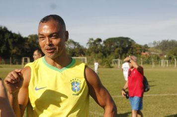 Foto - JOGO COMEMORATIVO COM EX-CRAQUES DA SELEÇÃO BRASILEIRA- CAJATI, 31 ANOS