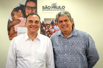 Prefeito retorna de São Paulo com a notícia da construção de 65 novas casas pela CDHU em Cajati