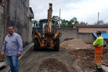 Prefeitura de Cajati inicia obra de pavimentação asfáltica na Viela Araraquara