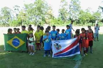 1º Festival Kids Futebol Travinha realizado pelo Projeto Meninos da Bola reúne 50 crianças no Município