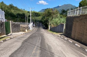 Prefeitura de Cajati realiza a pavimentação asfáltica na rua Antônio Lemos Capoeira