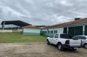 Escola Mário Tadeu de Souza da Areia Pretinha recebe reformas no telhado