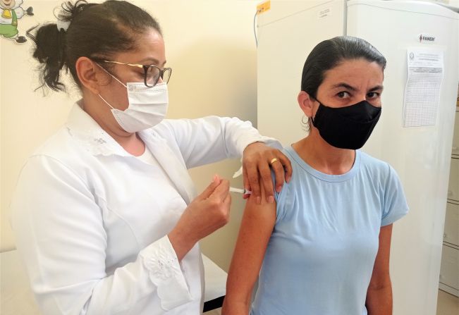 População de 30 a 34 anos foi vacinada contra a Covid-19 neste sábado em Cajati