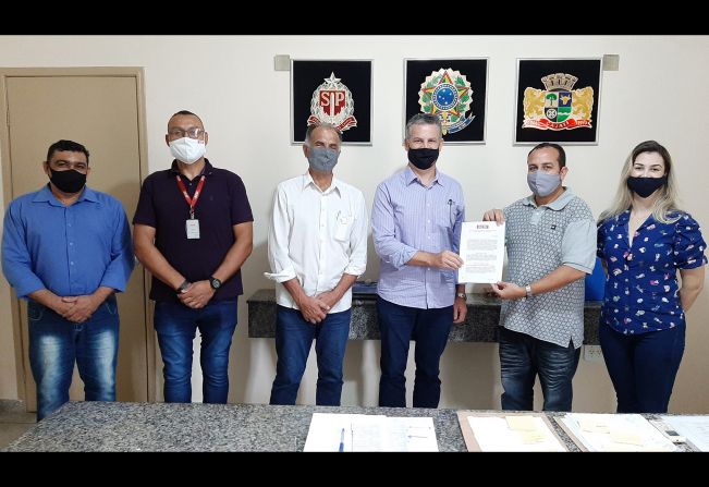 Cajati assina convênio com o Sistema Sesi de Ensino em prol dos alunos das escolas municipais