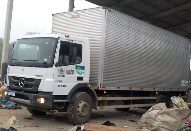 Prefeitura de Cajati adquire um novo caminhão para a coleta seletiva