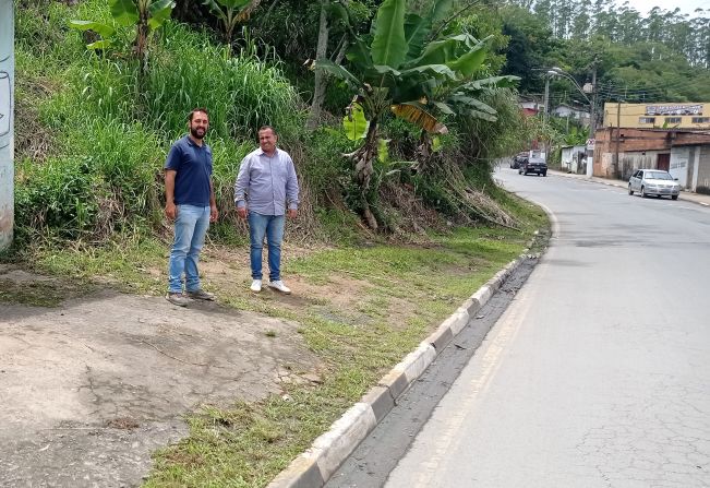Prefeitura inicia construção de muro de arrimo, adequação de acessibilidade e recapeamento asfáltico na avenida Claudino Novaes