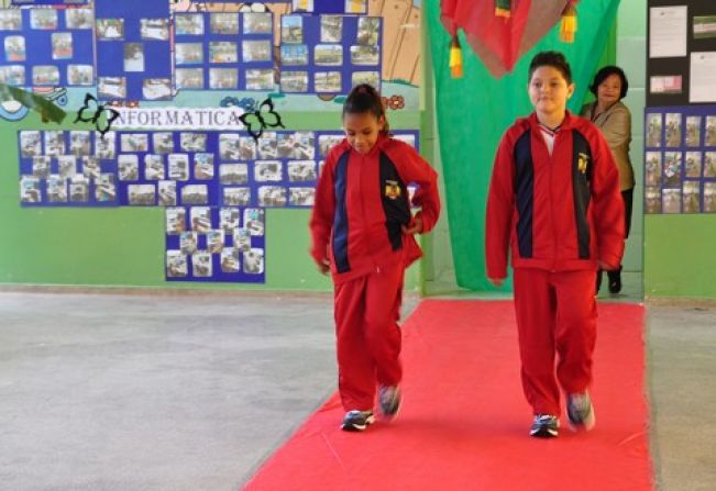 Prefeitura de Cajati entrega mais de 3.500 kits de uniformes para as escolas municipais