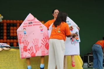 Foto - CAMINHADA FAÇA BONITO EM ALUSÃO AO 18 DE MAIO - DIA NACIONAL DE COMBATE AO ABUSO E À EXPLORAÇÃO SEXUAL