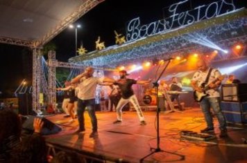 Foto - Show da Virada – Banda show Breakbeat e Fogos de Artifício