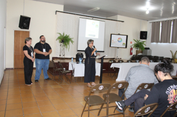 Foto - 14ª Pré-Conferências Municipais de Assistência Social “20 anos de SUAS”: Construção, Proteção e Resistência, no Salão Paroquial 