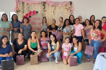 Foto - Encontro em homenagem as mulheres do Fundo Social de Solidariedade