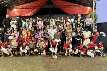 Foto - PAIXÃO DE CRISTO EMOCIONA CERCA DE 1500 MIL PESSOAS NA PRAÇA DA BÍBLIA