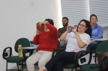 Foto - Professores da Secretaria de Educação de Cajati recebem Certificação do Curso de Robótica